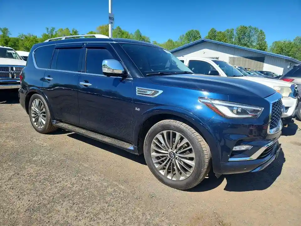 JN8AZ2NC8J9440140 2018 INFINITI QX80-3