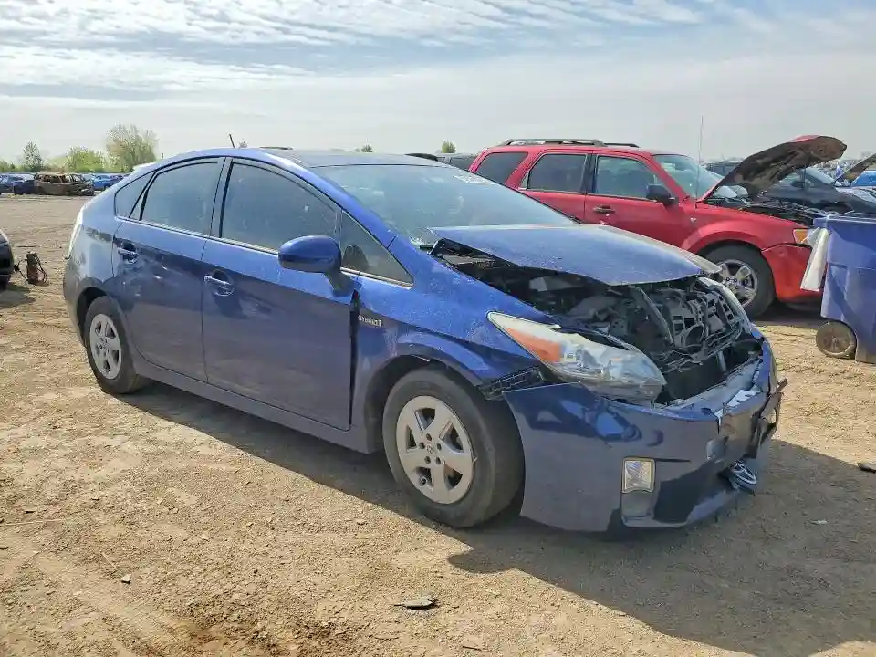JTDKN3DU0B1441018 2011 TOYOTA PRIUS THRE-3
