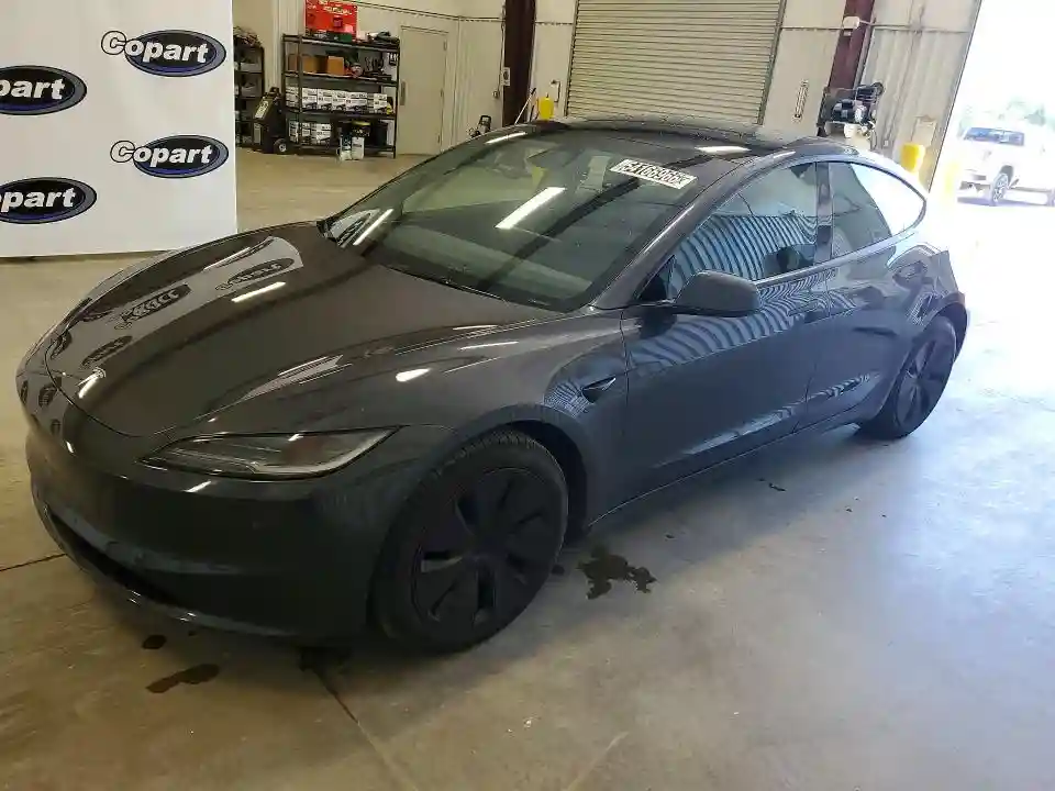 5YJ3E1EB0RF745294 2024 TESLA MODEL 3-0