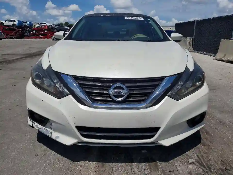 1N4AL3AP5HC170072 2017 NISSAN ALTIMA-4