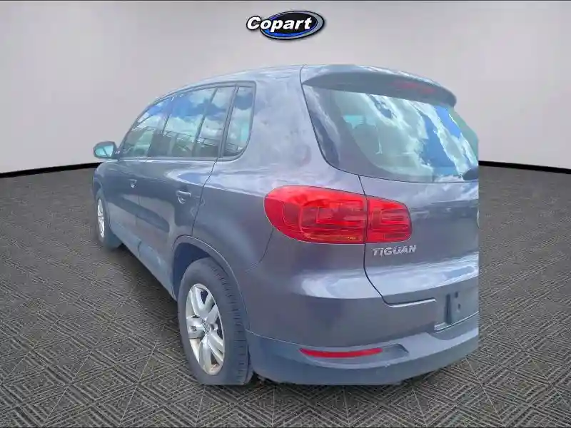WVGBV3AXXDW582615 2013 VOLKSWAGEN TIGUAN-2