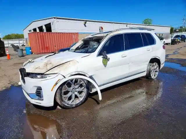 5UXCW2C56KL086896 2019 BMW X7-0