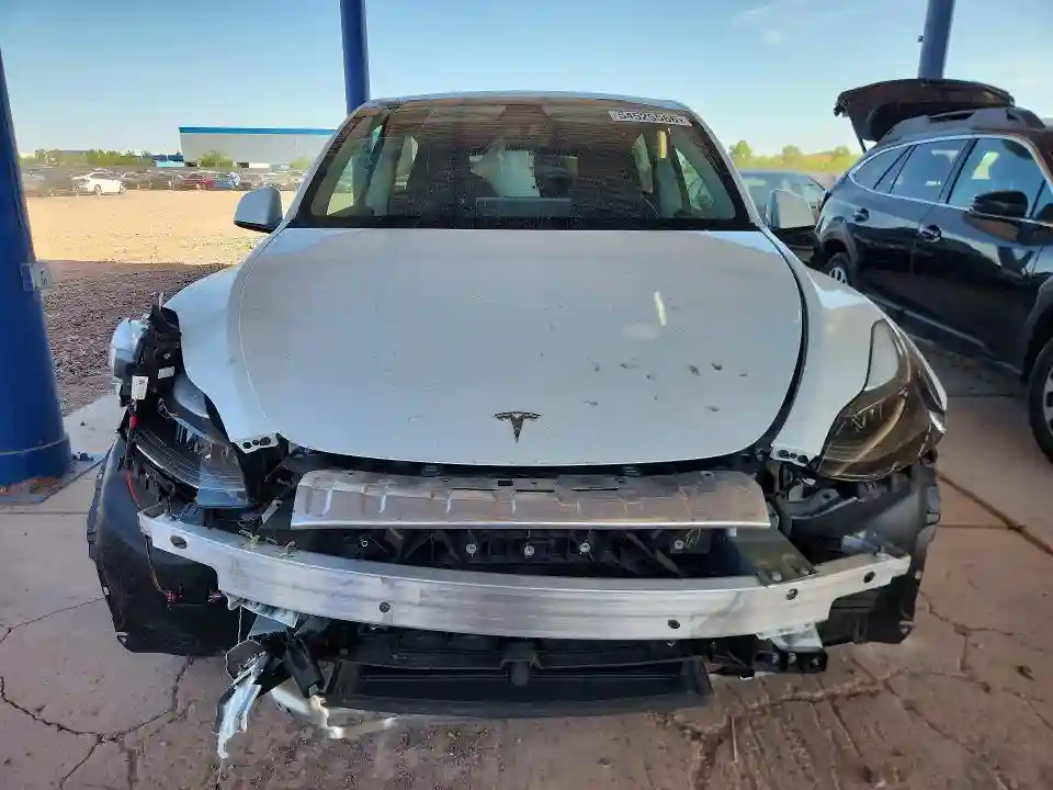 7SAYGDEE3PF675916 2023 TESLA MODEL Y-4
