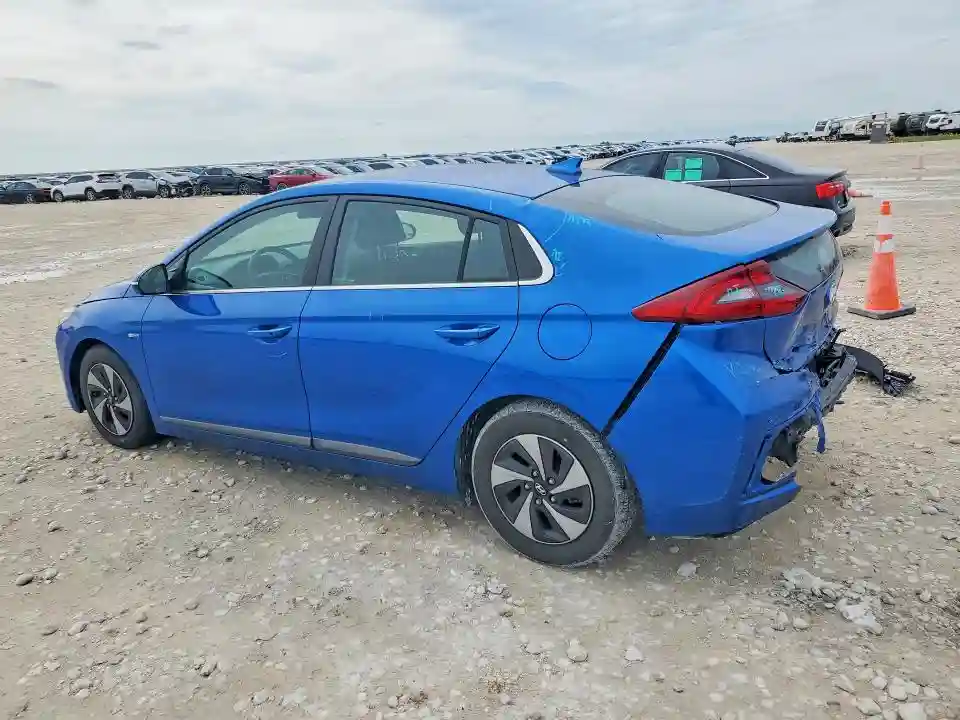 KMHC75LC8JU074865 2018 HYUNDAI IONIQ-1