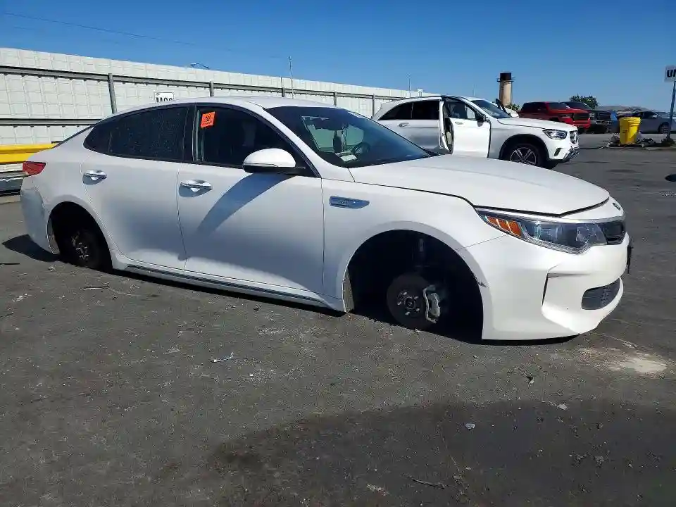 KNAGV4LD0J5025777 2018 KIA OPTIMA-3