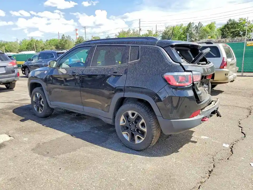 3C4NJDDB8HT635410 2017 JEEP COMPASS-1