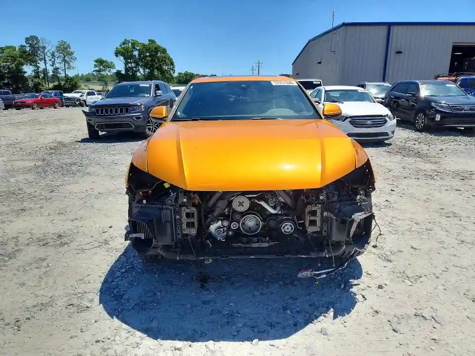 WA1EVAF10KD015939 2019 AUDI Q8-4