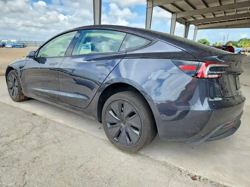 5YJ3E1EA5SF919406 2025 TESLA MODEL 3-1