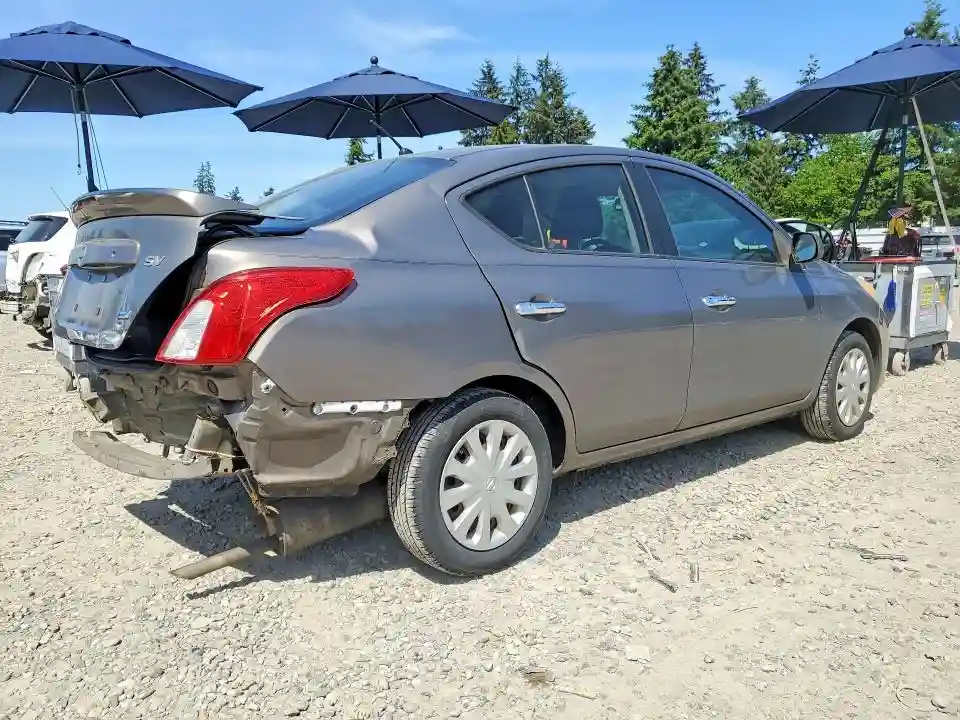 3N1CN7AP4DL829930 2013 NISSAN VERSA-2