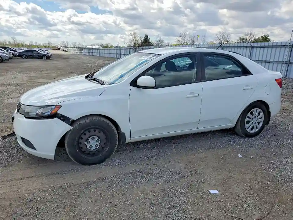 KNAFT4A20D5661185 2013 KIA FORTE-0