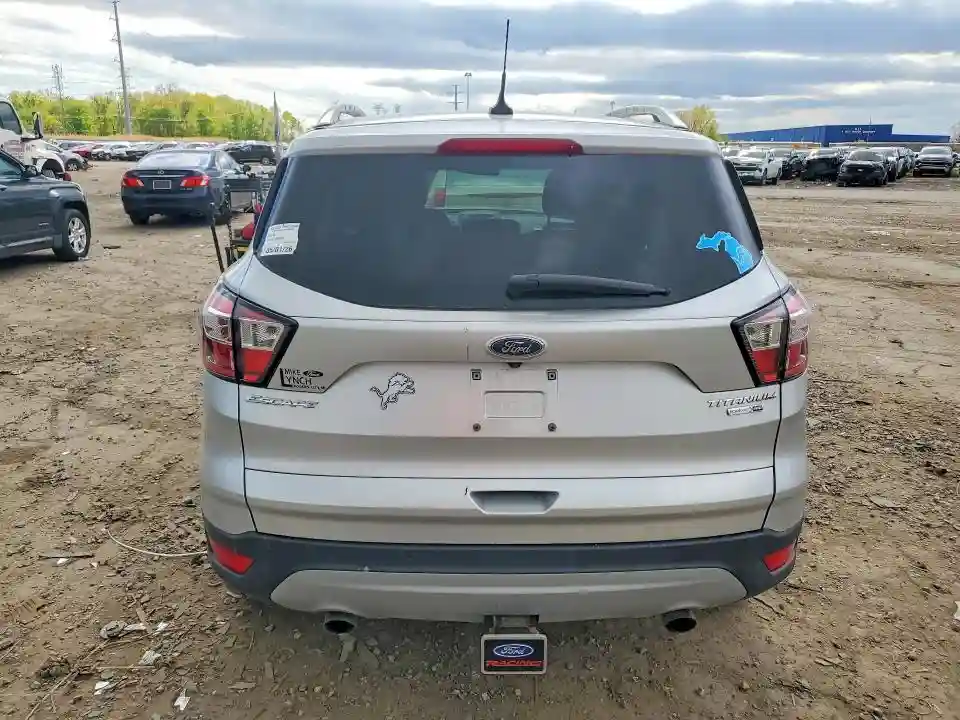 1FMCU9J9XJUC47714 2018 FORD ESCAPE-5
