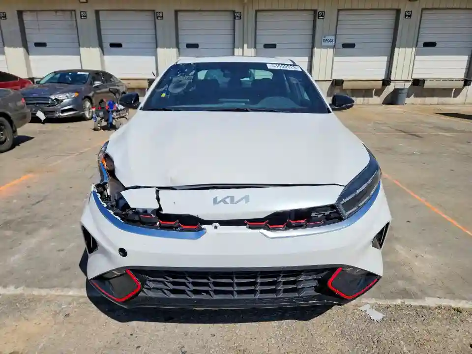 3KPF44AC8PE538221 2023 KIA FORTE-4