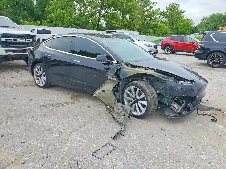 5YJ3E1EA4JF053597 2018 TESLA MODEL 3-3
