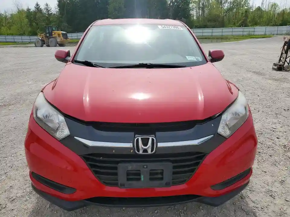 3CZRU6H36JM701700 2018 HONDA HR-V-4