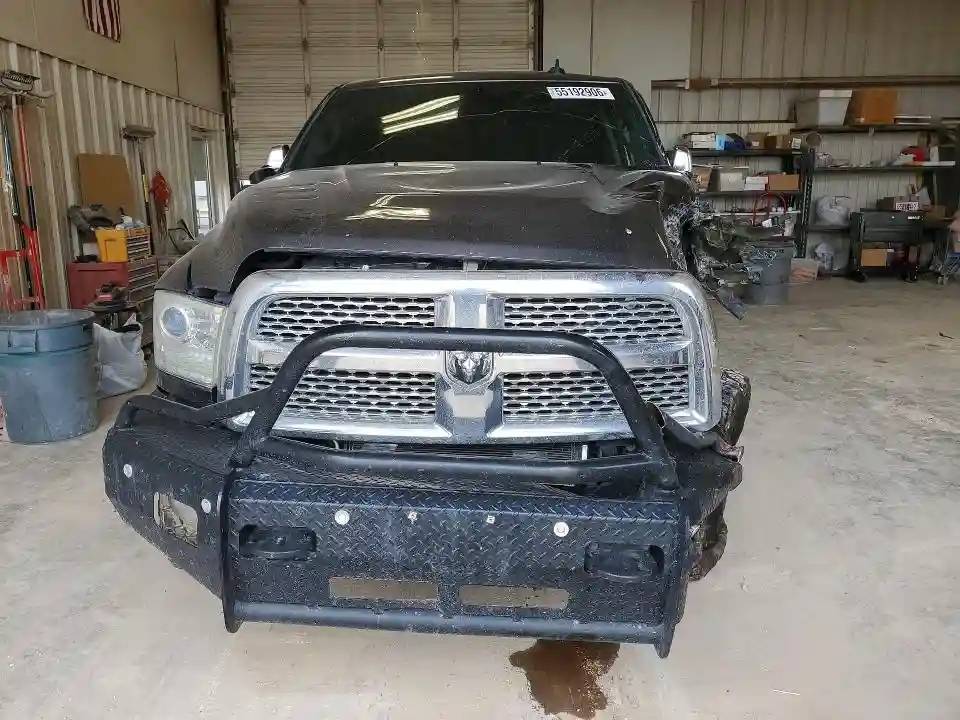 3C6UR5NL0GG125603 2016 RAM 2500-4