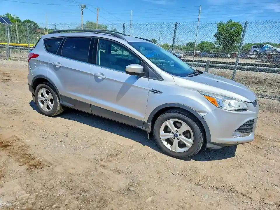 1FMCU9G93FUB08314 2015 FORD ESCAPE-3