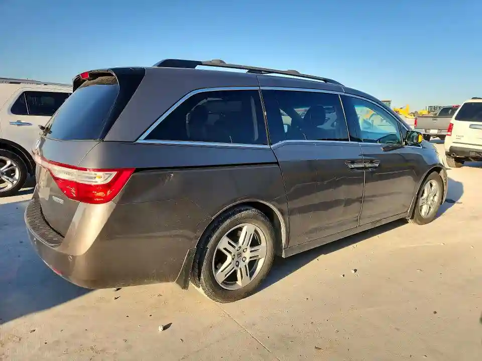 5FNRL5H91DB031652 2013 HONDA ODYSSEY-2