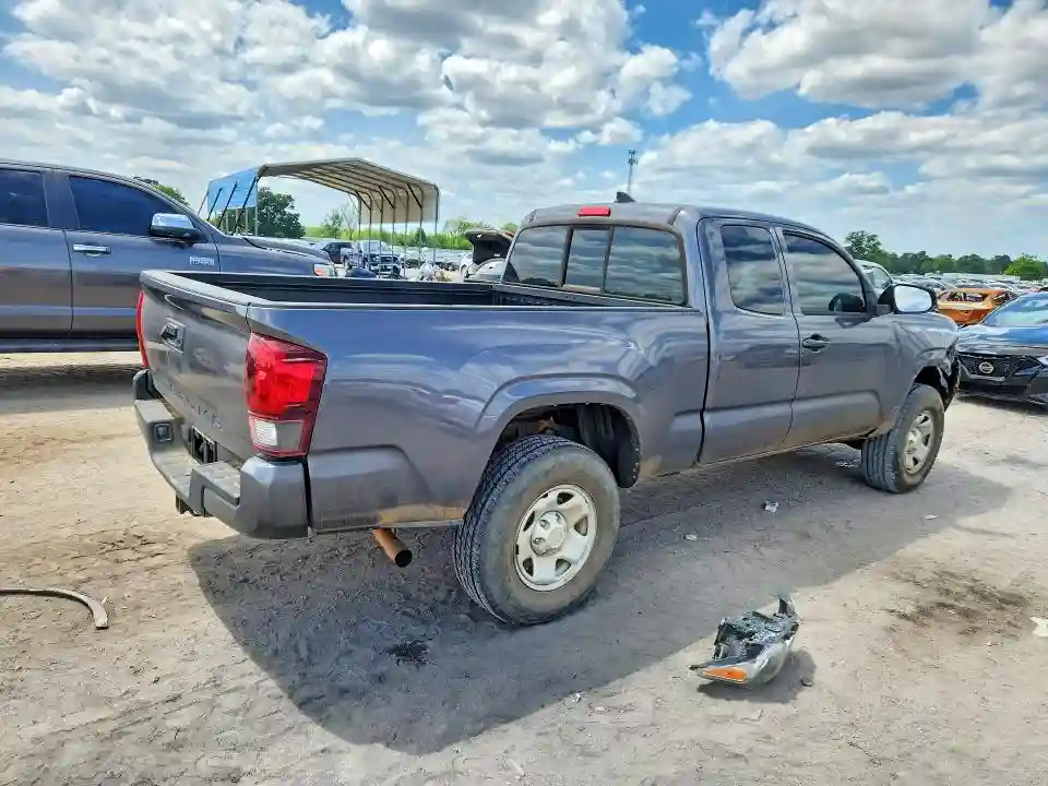 5TFSX5EN6JX060282 2018 TOYOTA TACOMA-2