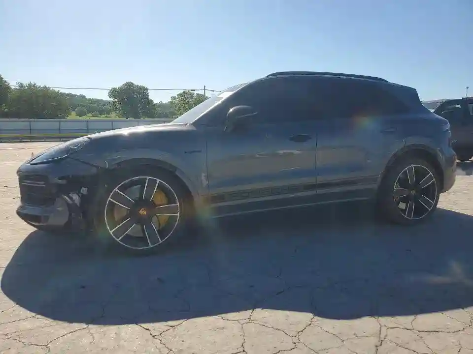 WP1AH2AY6LDA44156 2020 PORSCHE CAYENNE-0