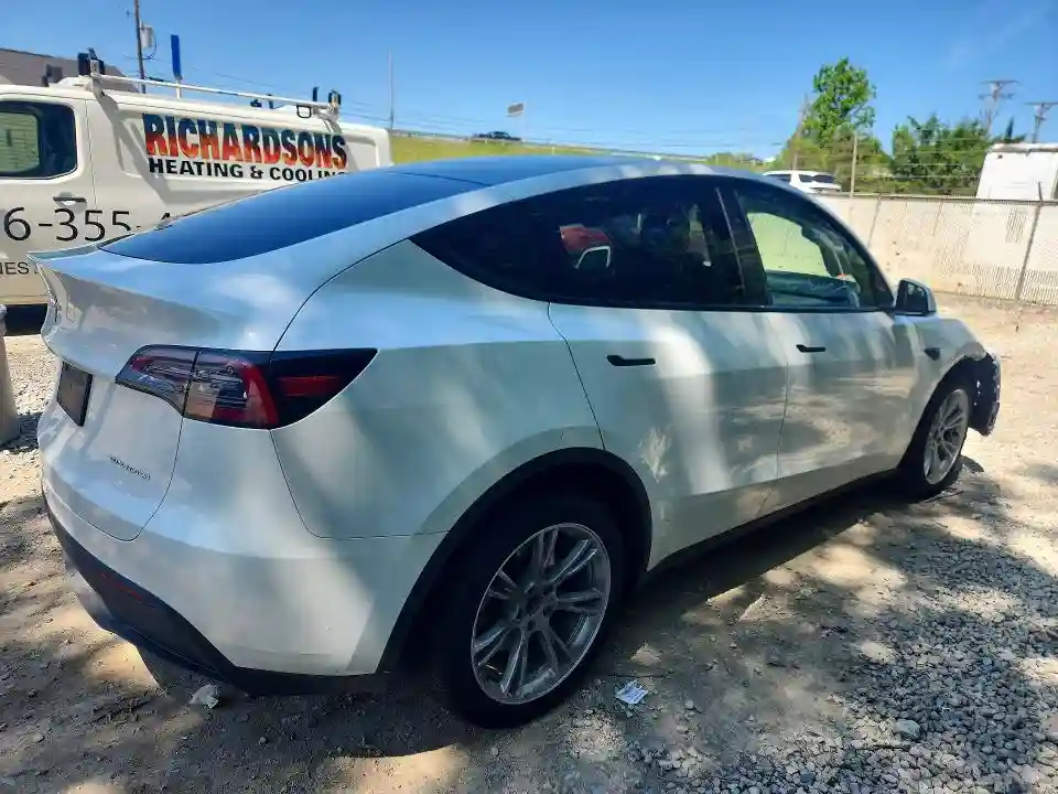 7SAYGDEEXRA274556 2024 TESLA MODEL Y-2