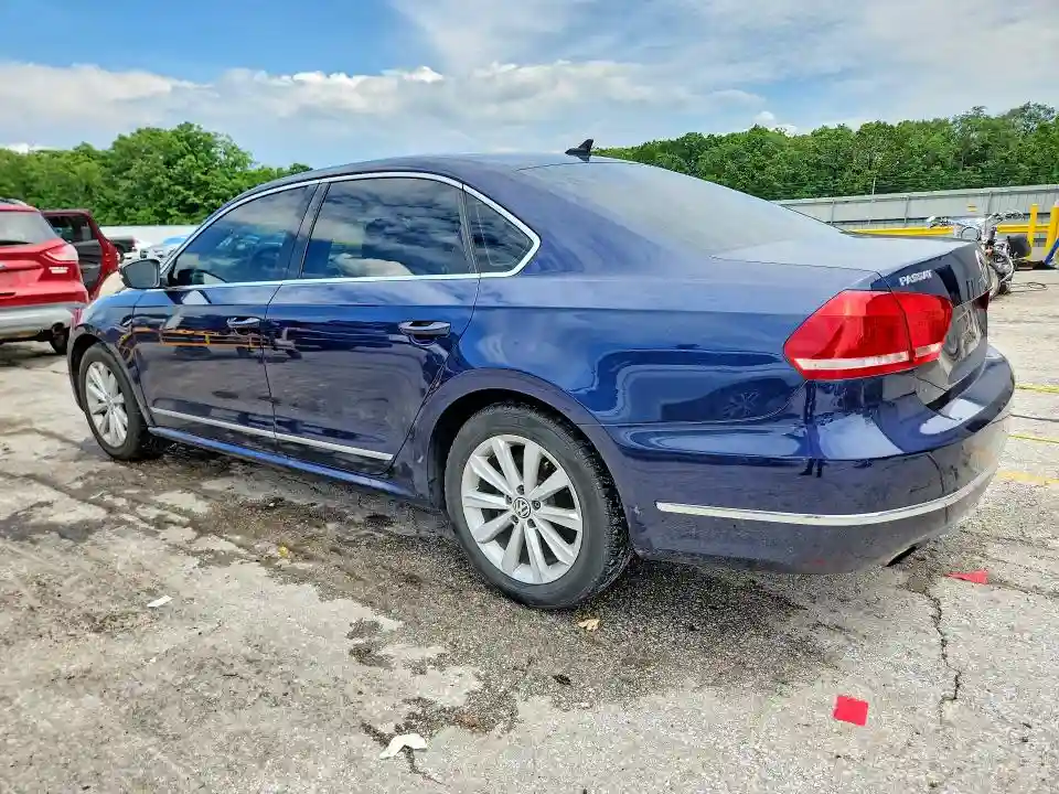 1VWCP7A39DC077543 2013 VOLKSWAGEN PASSAT-1