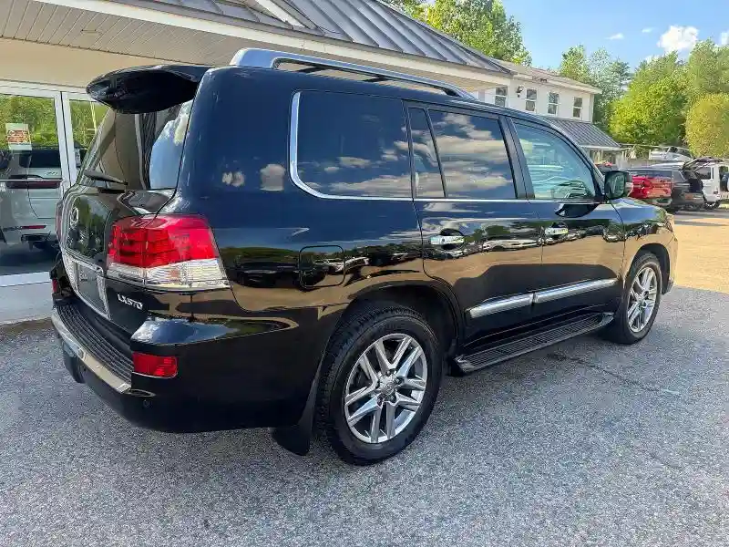 JTJHY7AX9F4181761 2015 LEXUS LX570-3