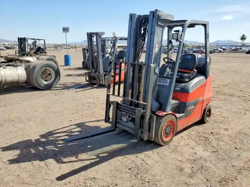A11319H001822017 2017 LIND FORKLIFT-1