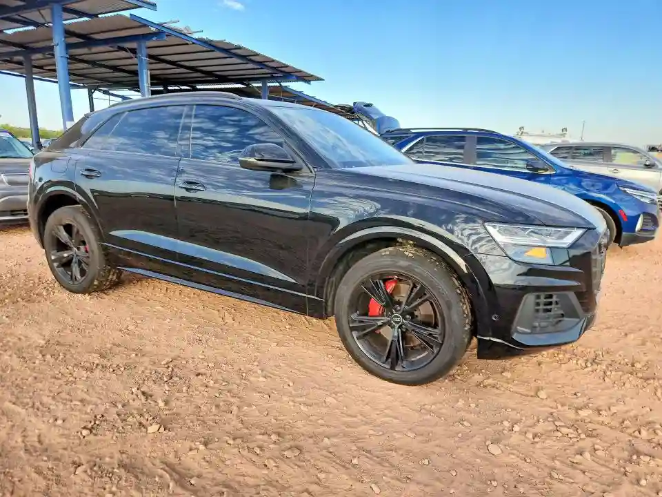 WA1BVBF14ND026648 2022 AUDI Q8-3
