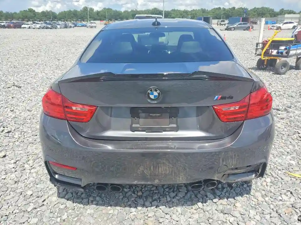 WBS3R9C31HA014212 2017 BMW M4-5