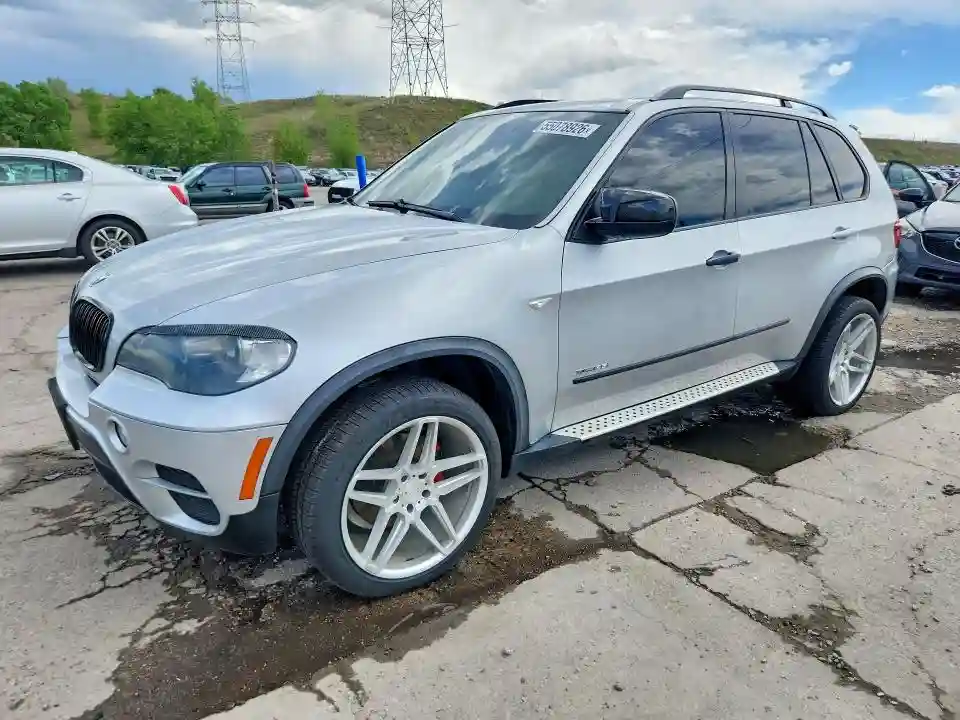 5UXZV4C51BL416338 2011 BMW X5-0