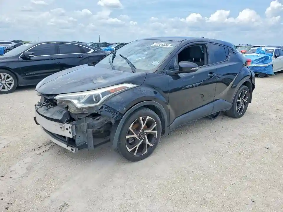 NMTKHMBX6JR020124 2018 TOYOTA C-HR-0