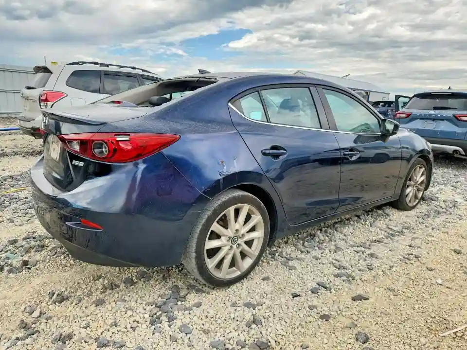 JM1BN1W33H1104344 2017 MAZDA 3-2