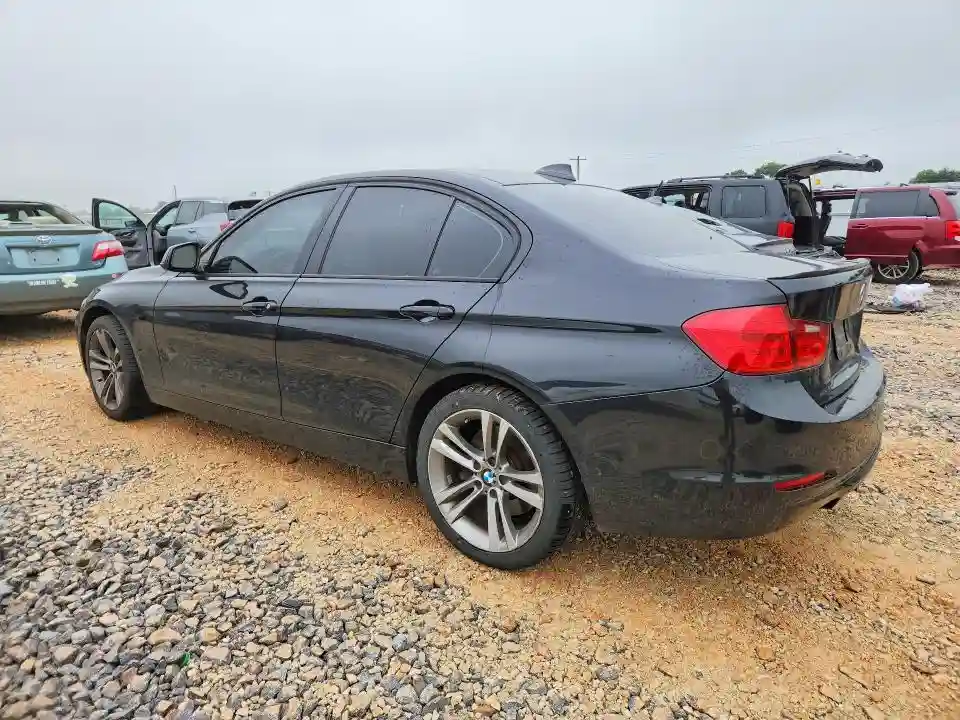 WBA3B9C50DF585794 2013 BMW 3 SERIES-1