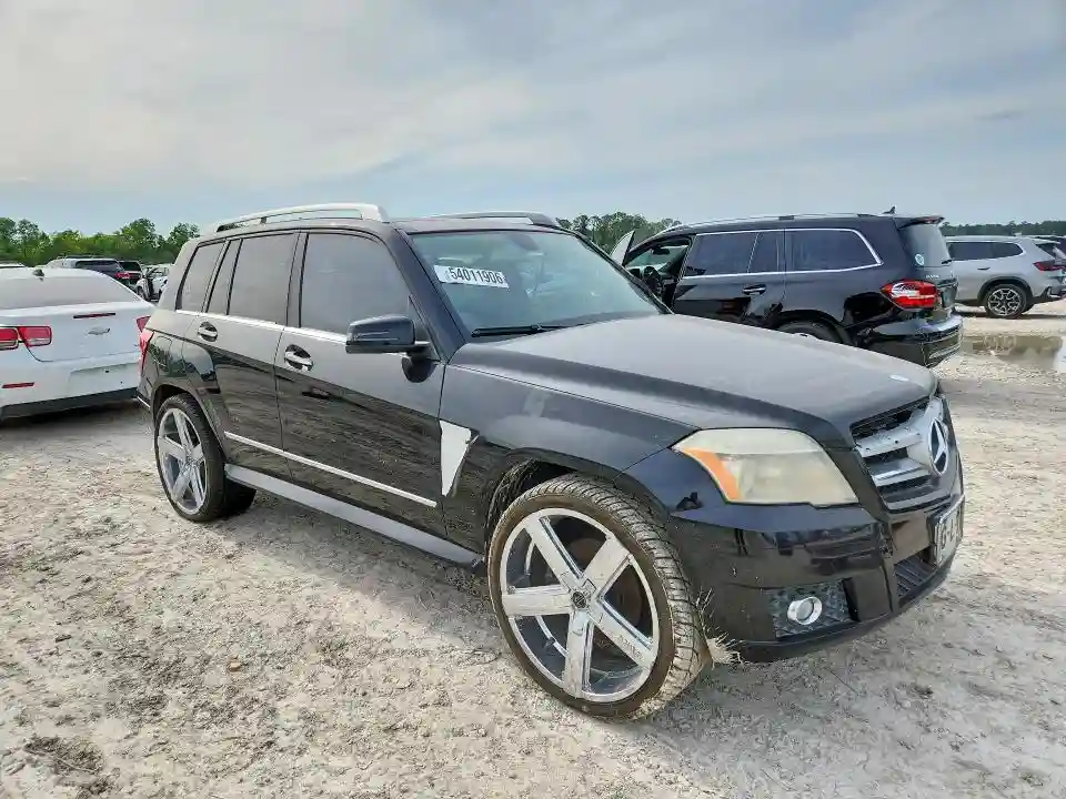 WDCGG5GB5AF412390 2010 MERCEDES-BENZ GLK-CLASS-3