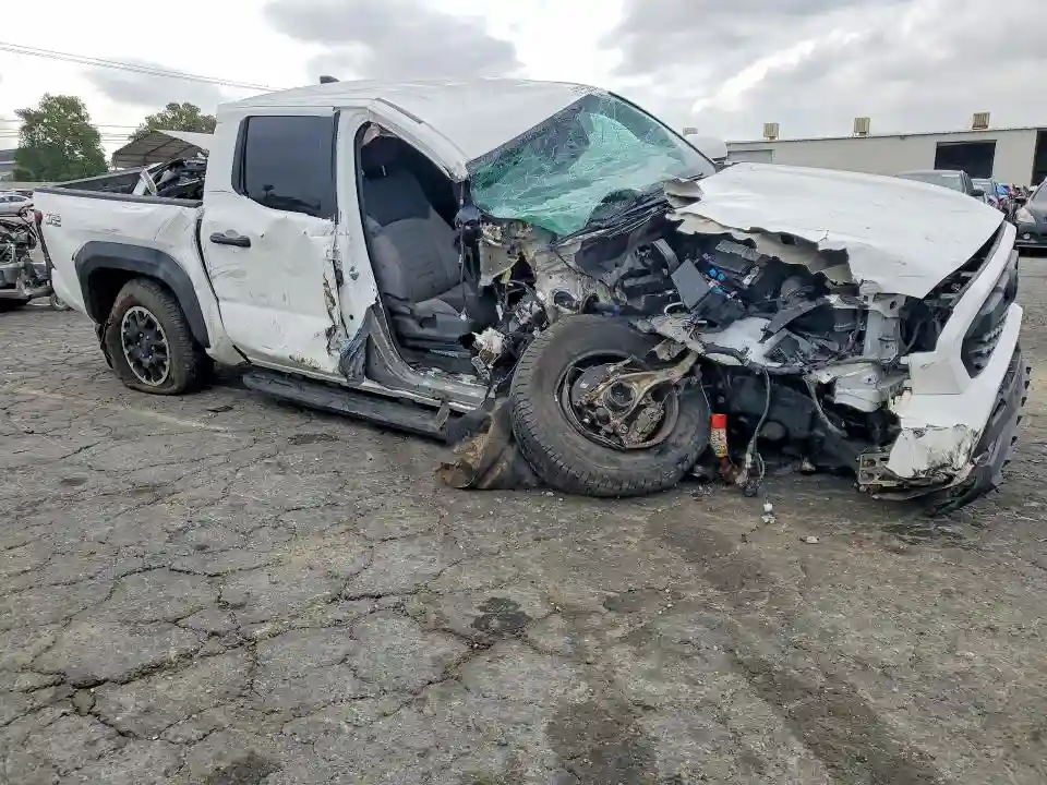 3TMLB5JN3SM154961 2025 TOYOTA TACOMA-3