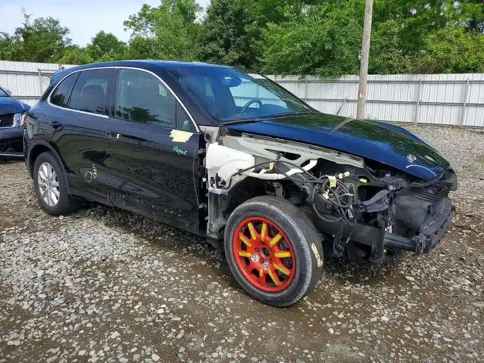 WP1AA2A27DLA03803 2013 PORSCHE CAYENNE-3
