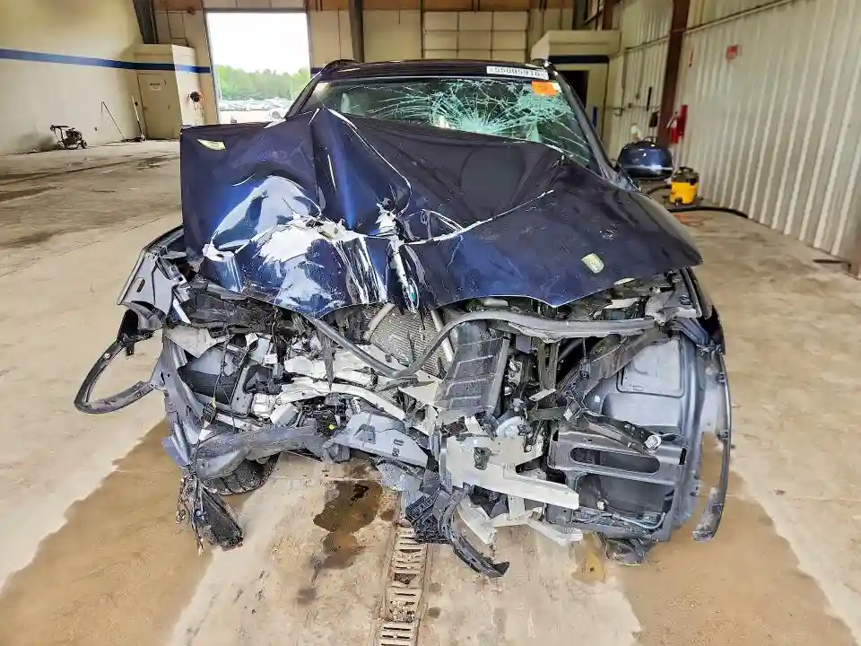5UXTR9C58JLD74341 2018 BMW X3-4