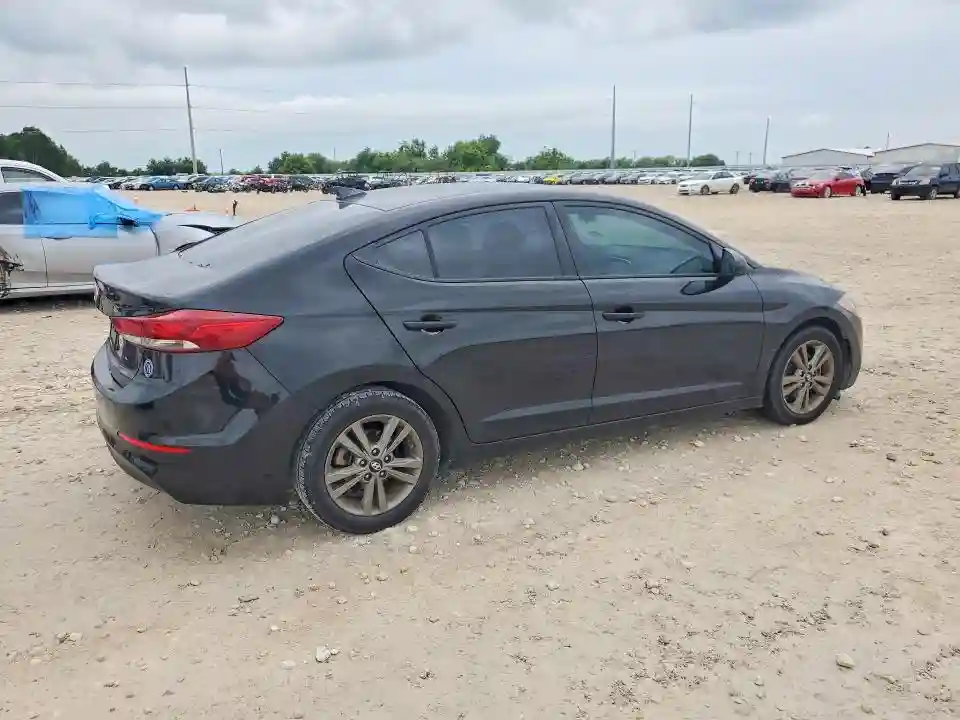 5NPD84LFXJH252067 2018 HYUNDAI ELANTRA-2