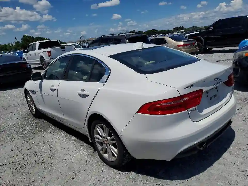 SAJAD4BG6HA953779 2017 JAGUAR XE-1