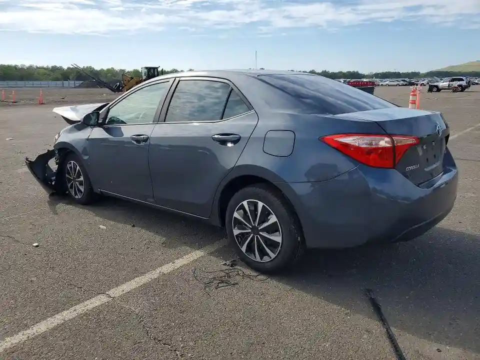 5YFBURHE2JP854755 2018 TOYOTA COROLLA-1