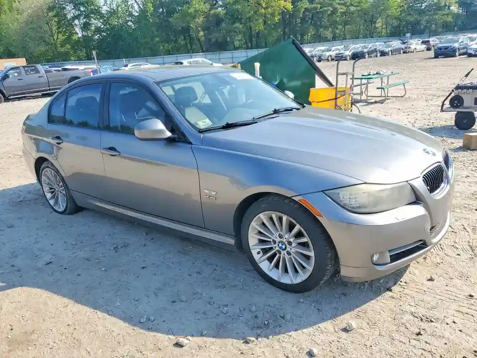 WBAPL5C58BA917885 2011 BMW 3 SERIES-3