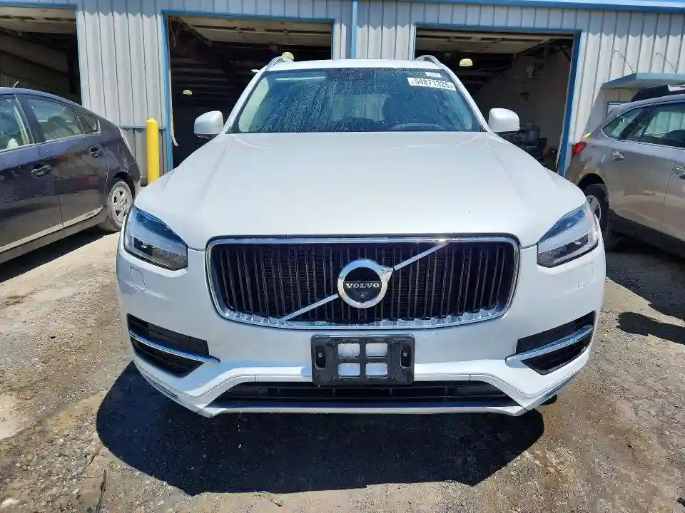 YV4A22PK5K1462730 2019 VOLVO XC90-4
