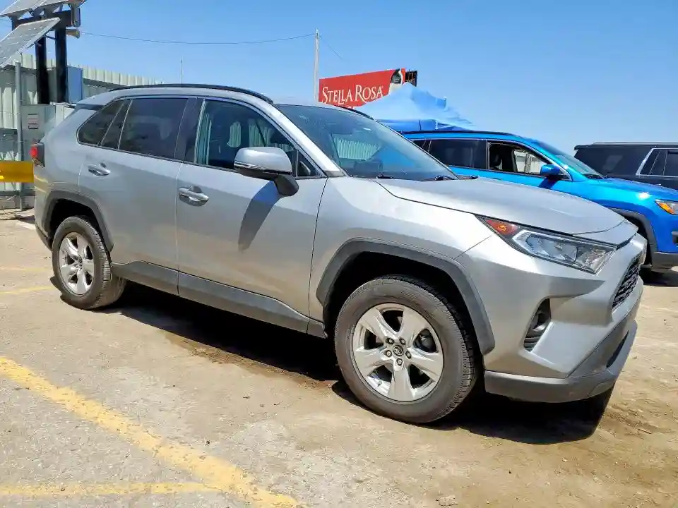 2T3W1RFVXKW034556 2019 TOYOTA RAV4-3