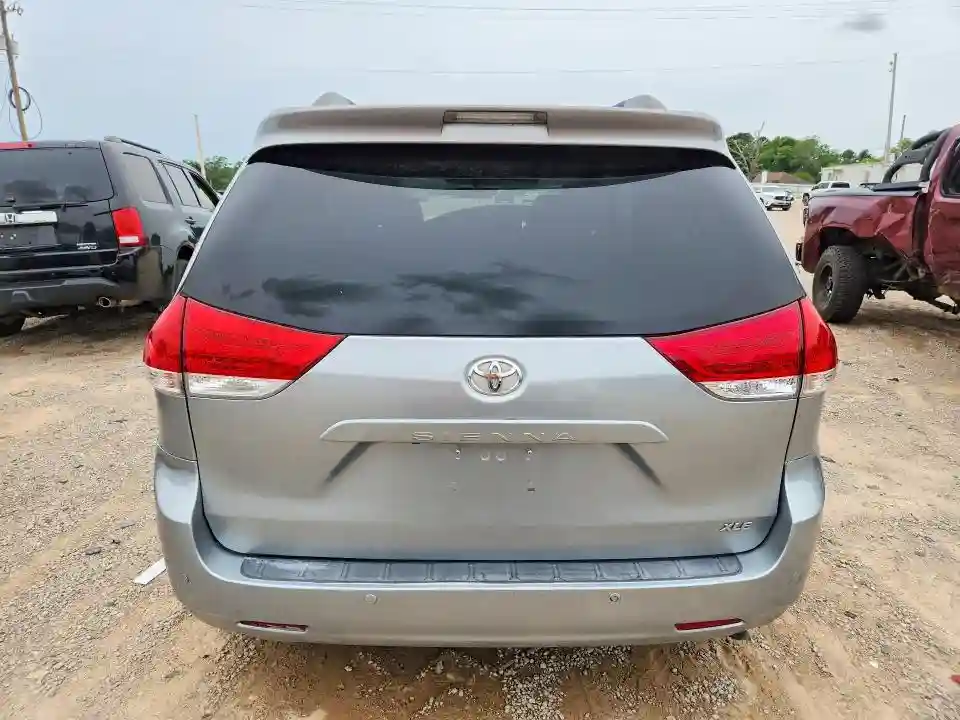5TDYK3DC4DS323618 2013 TOYOTA SIENNA-5