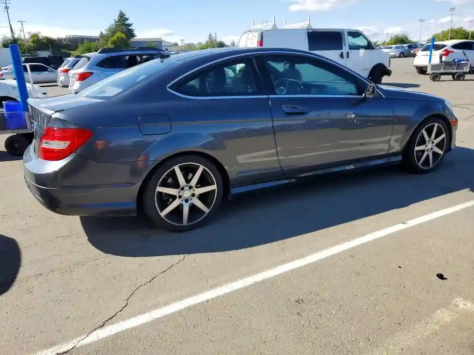 WDDGJ4HB0FG383999 2015 MERCEDES-BENZ C-CLASS-2
