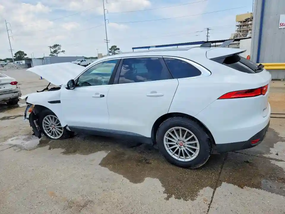 SADCS2FX1LA640552 2020 JAGUAR F-PACE-1