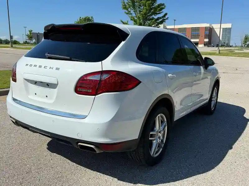 WP1AA2A28ELA02404 2014 PORSCHE CAYENNE-3