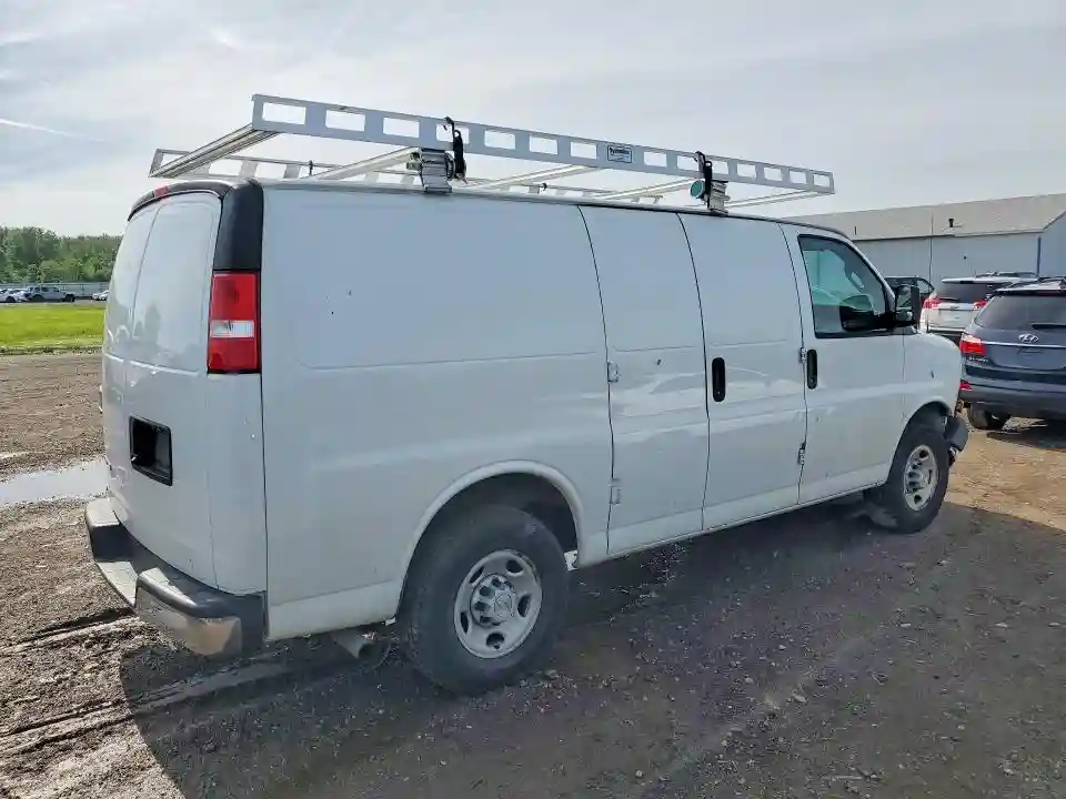 1GCZGGF71N1265429 2022 CHEVROLET EXPRESS-2