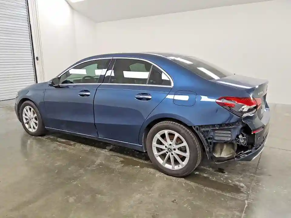 WDD3G4EB2KW019813 2019 MERCEDES-BENZ A-CLASS-1