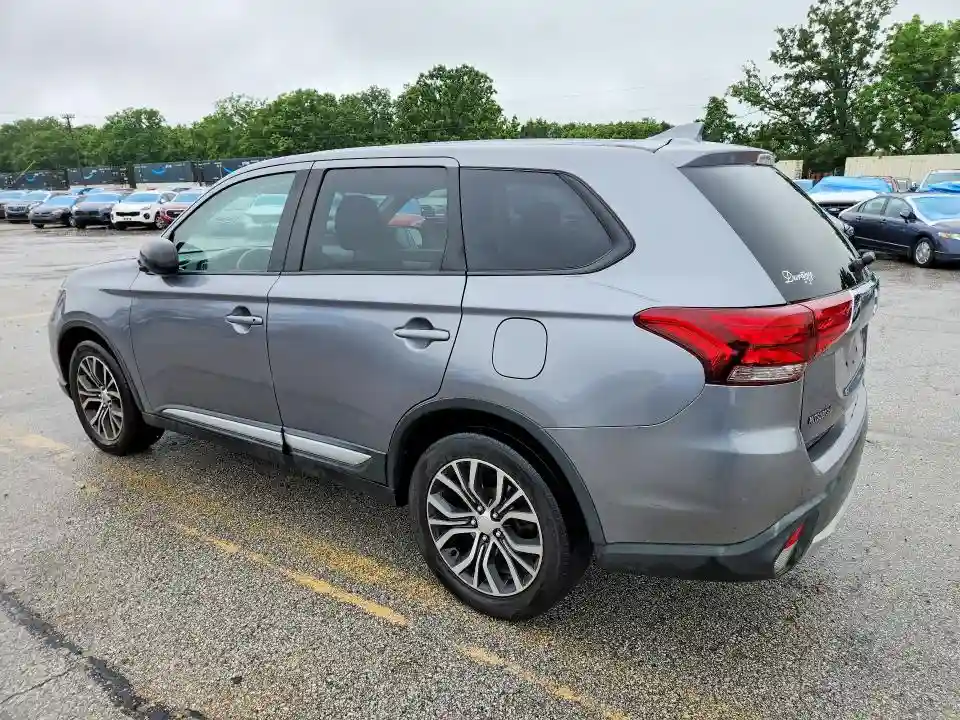 JA4AZ3A35JJ003616 2018 MITSUBISHI OUTLANDER-1